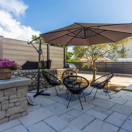 Villa Ketty Luxury House Near By Guide *