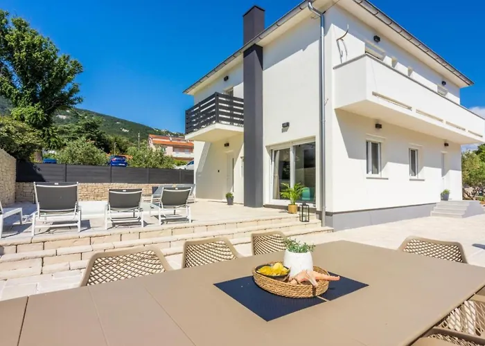 Ketty Luxury House Near By Guide Villa Baška