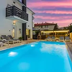 Ketty Luxury House Near By Guide *
