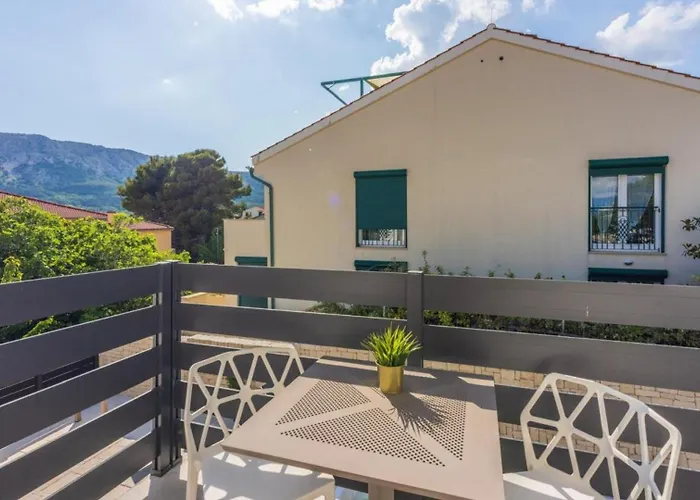 Ketty Luxury House Near By Guide Baška